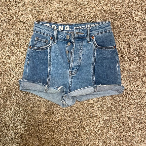 song medium wash jean shorts size 0 - Picture 1 of 3